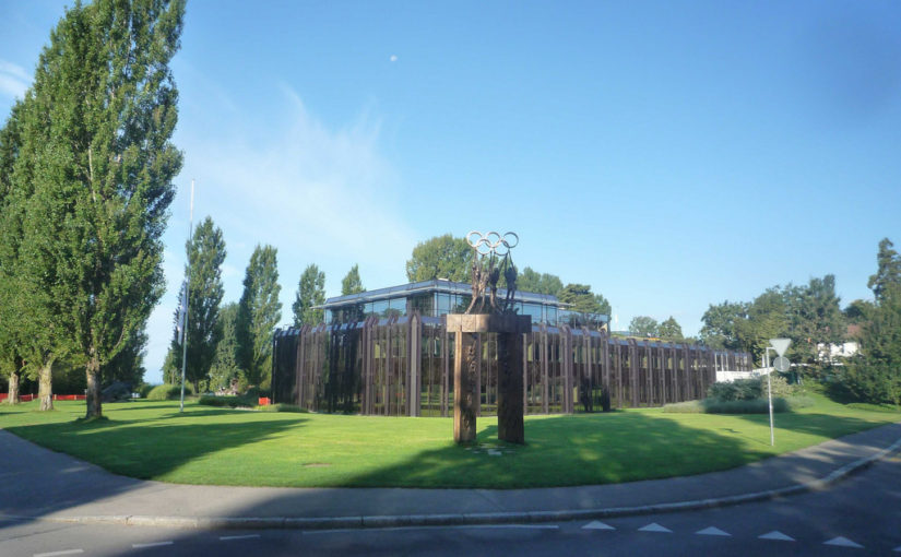 IOC góðkent 800 frí fyri menn og 1500 frí fyri kvinnur sum OL-greinar (umframt 4×100 blandað mix)